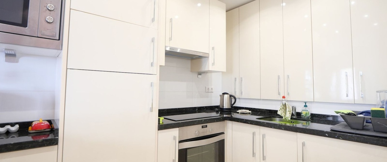 Resale - apartment - Marbella - Puerto de Cabopino