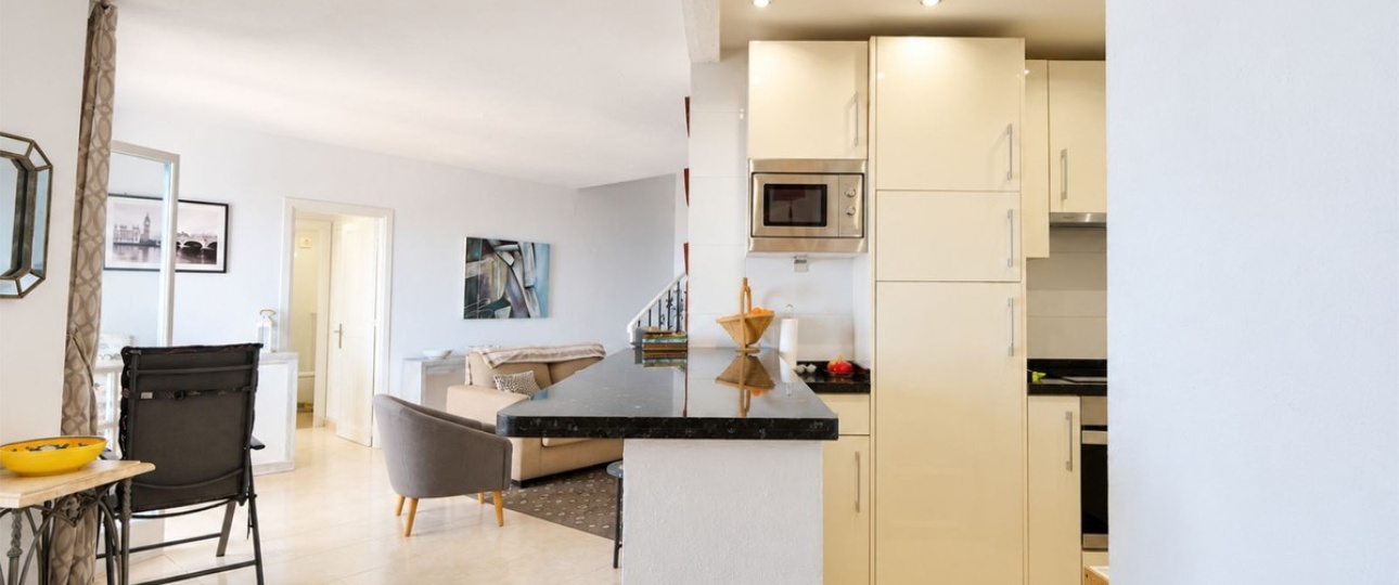 Resale - apartment - Marbella - Puerto de Cabopino