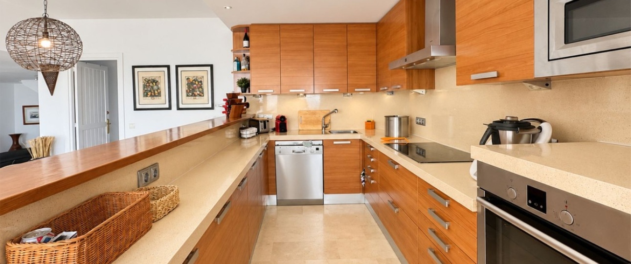 Resale - apartment - Marbella - Puerto de Cabopino