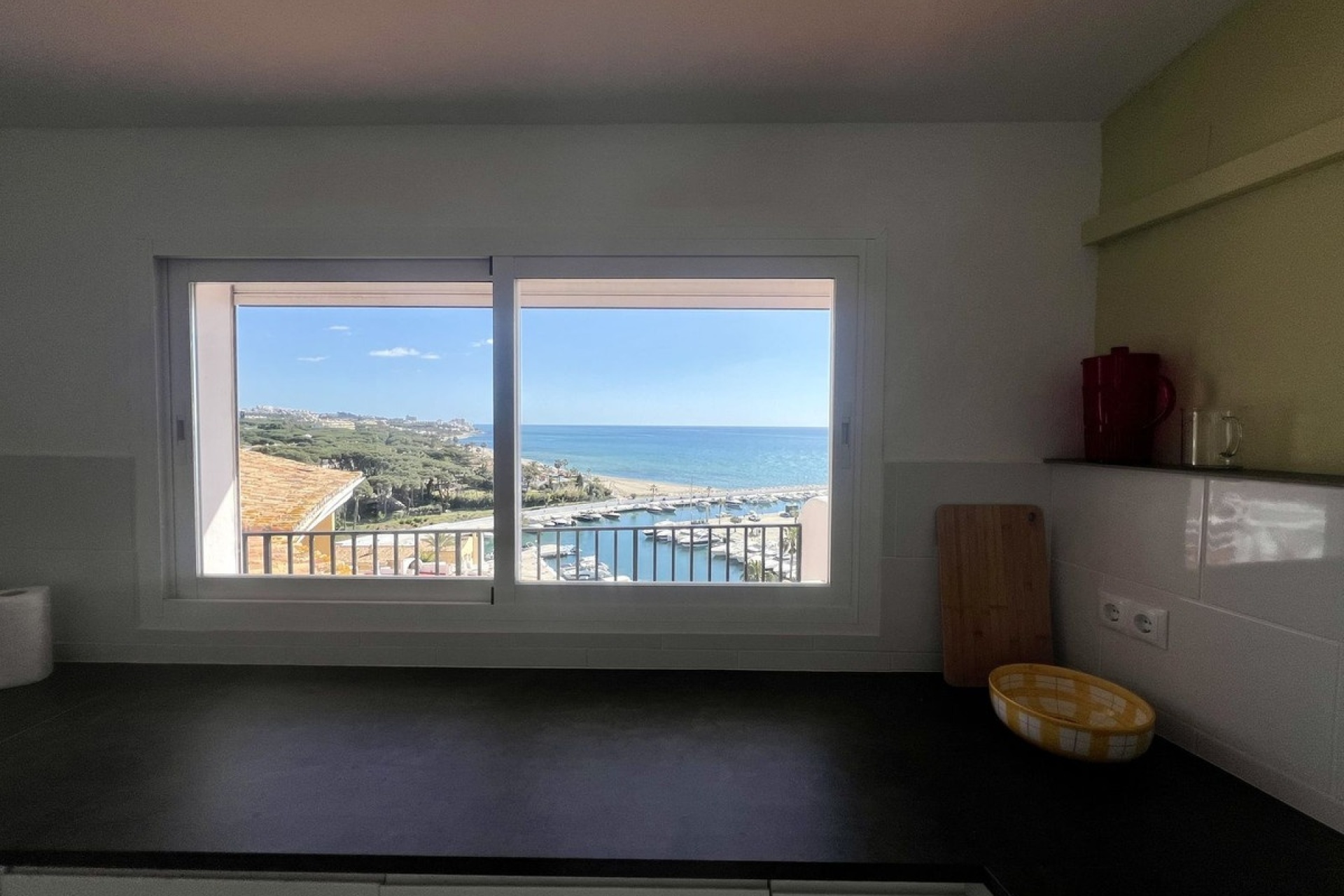Resale - apartment - Marbella - Puerto de Cabopino