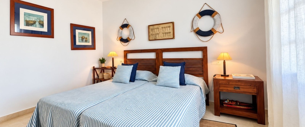 Resale - apartment - Marbella - Puerto de Cabopino