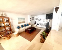 Resale - apartment - Marbella - Puerto de Cabopino