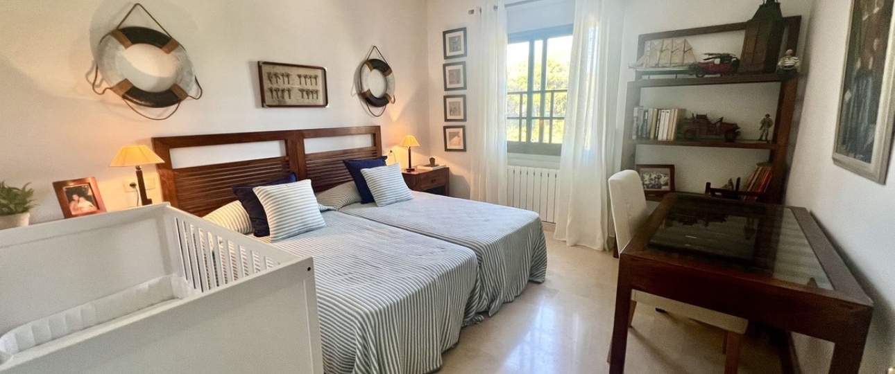 Resale - apartment - Marbella - Puerto de Cabopino