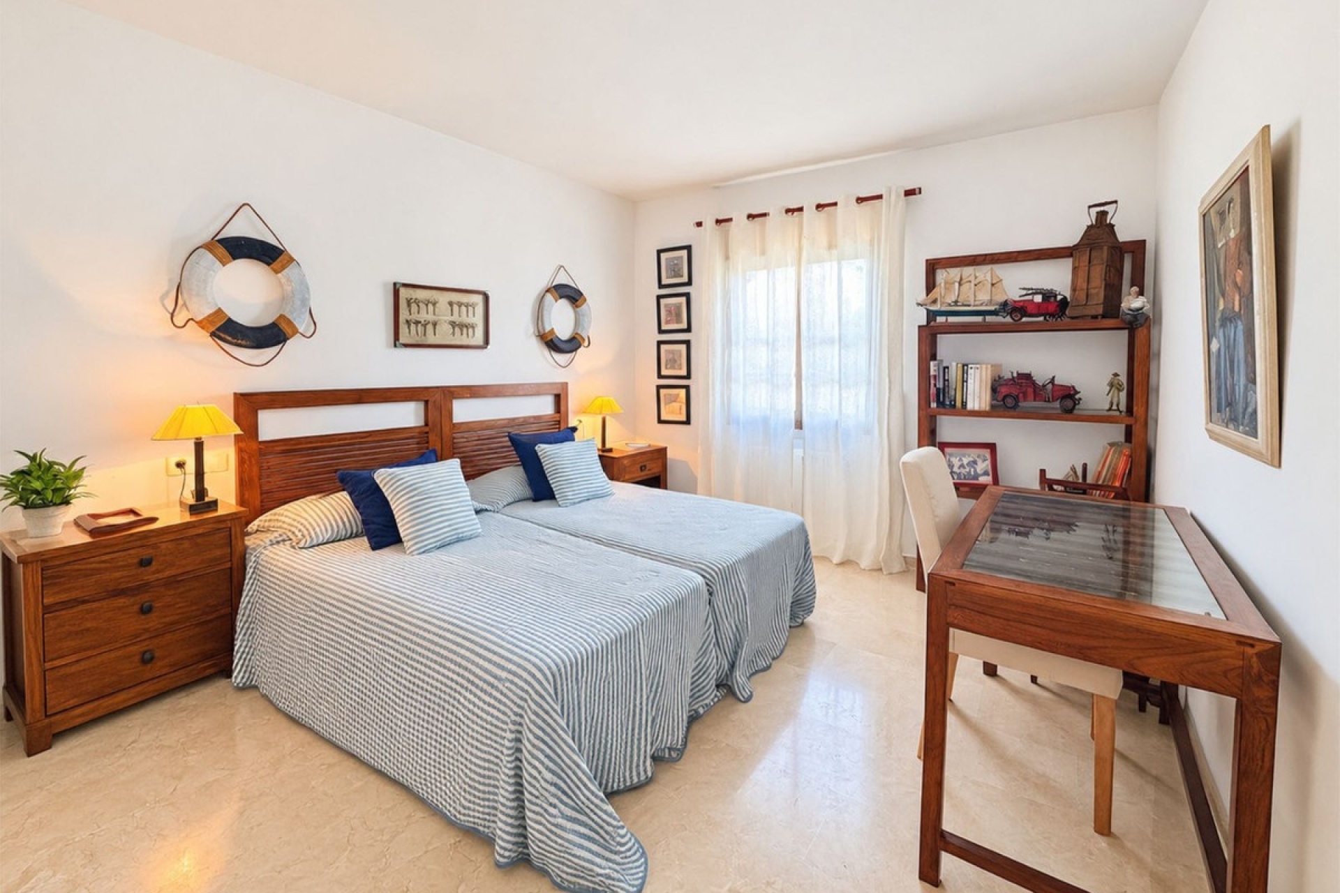 Resale - apartment - Marbella - Puerto de Cabopino