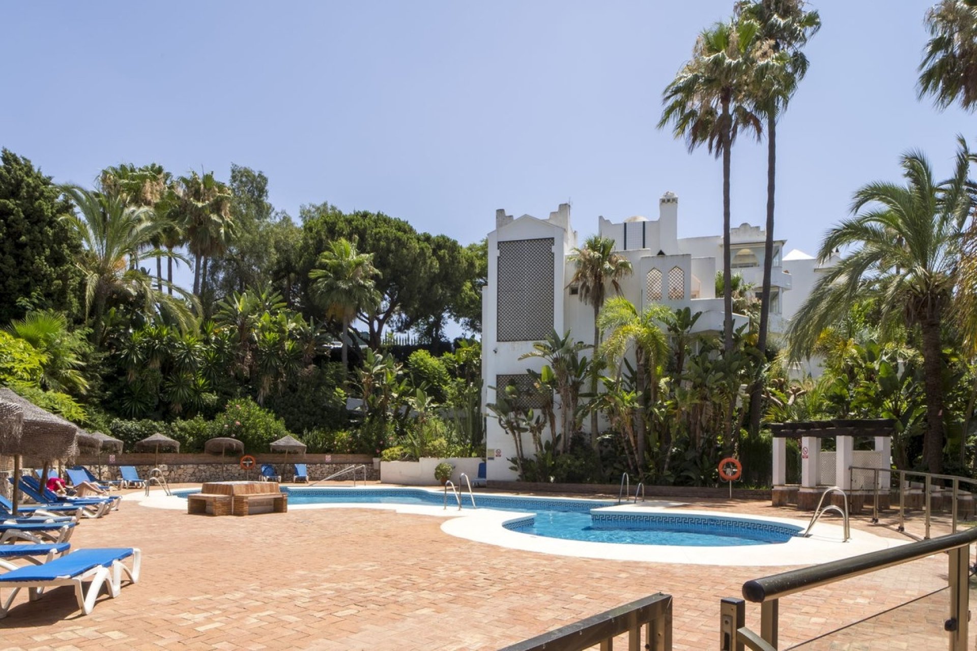 Resale - apartment - Marbella - Reserva de Marbella