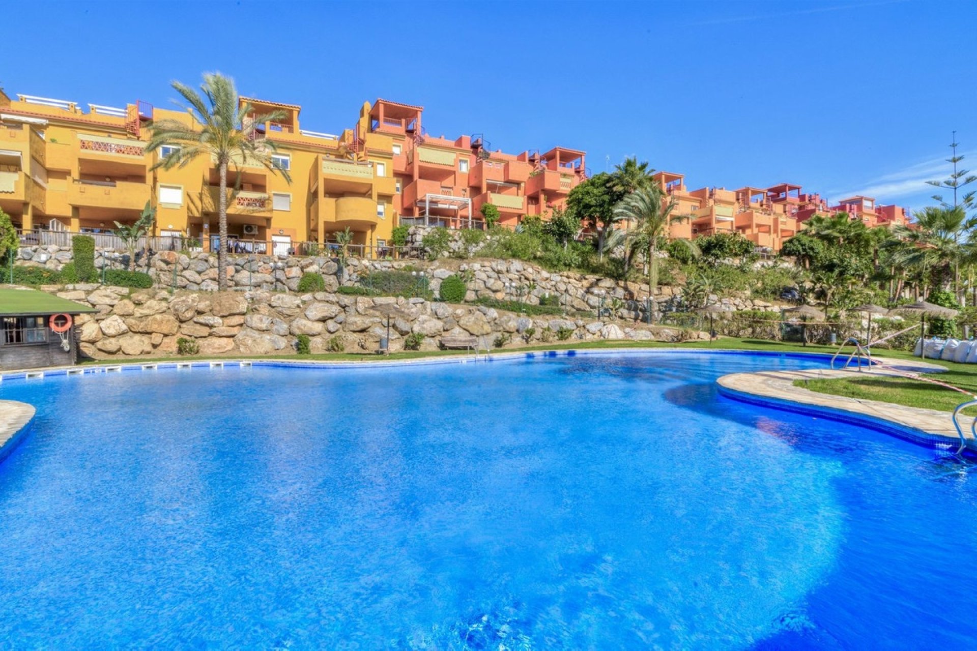 Resale - apartment - Marbella - Reserva de Marbella