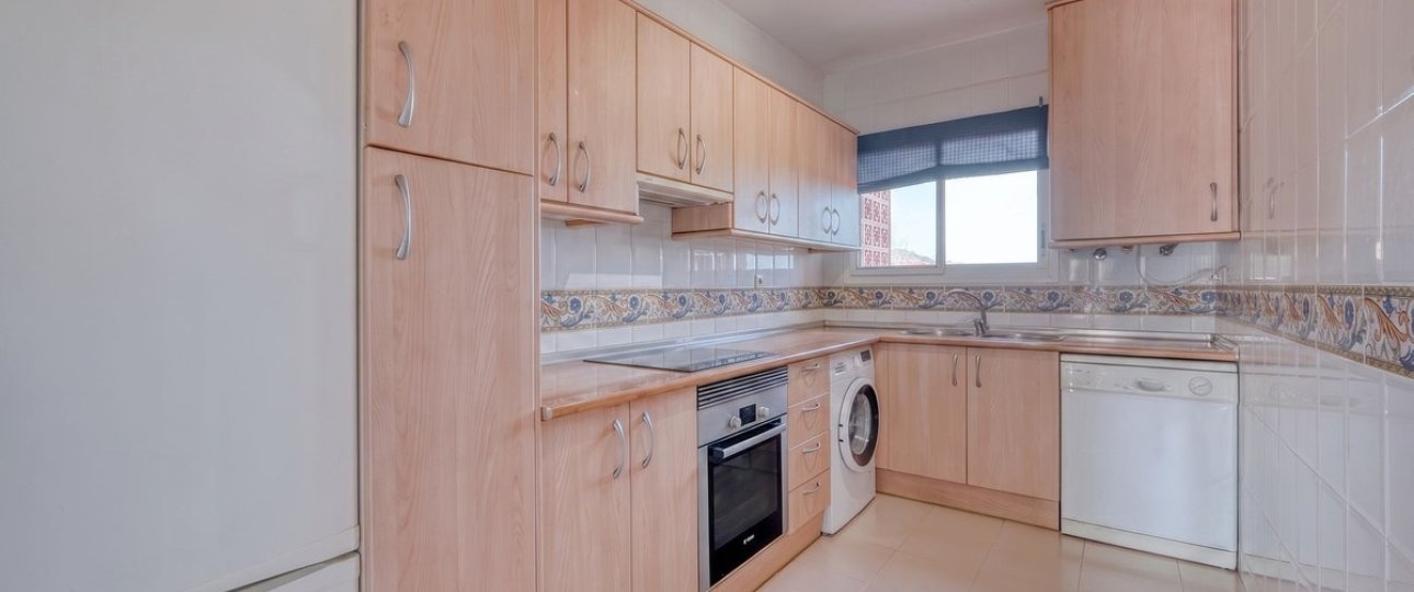 Resale - apartment - Marbella - Reserva de Marbella