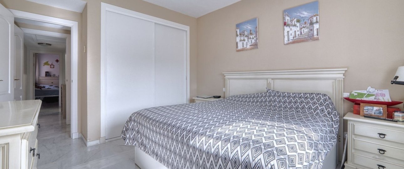 Resale - apartment - Marbella - Reserva de Marbella