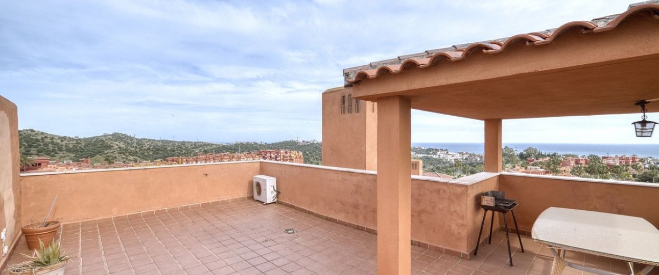 Resale - apartment - Marbella - Reserva de Marbella