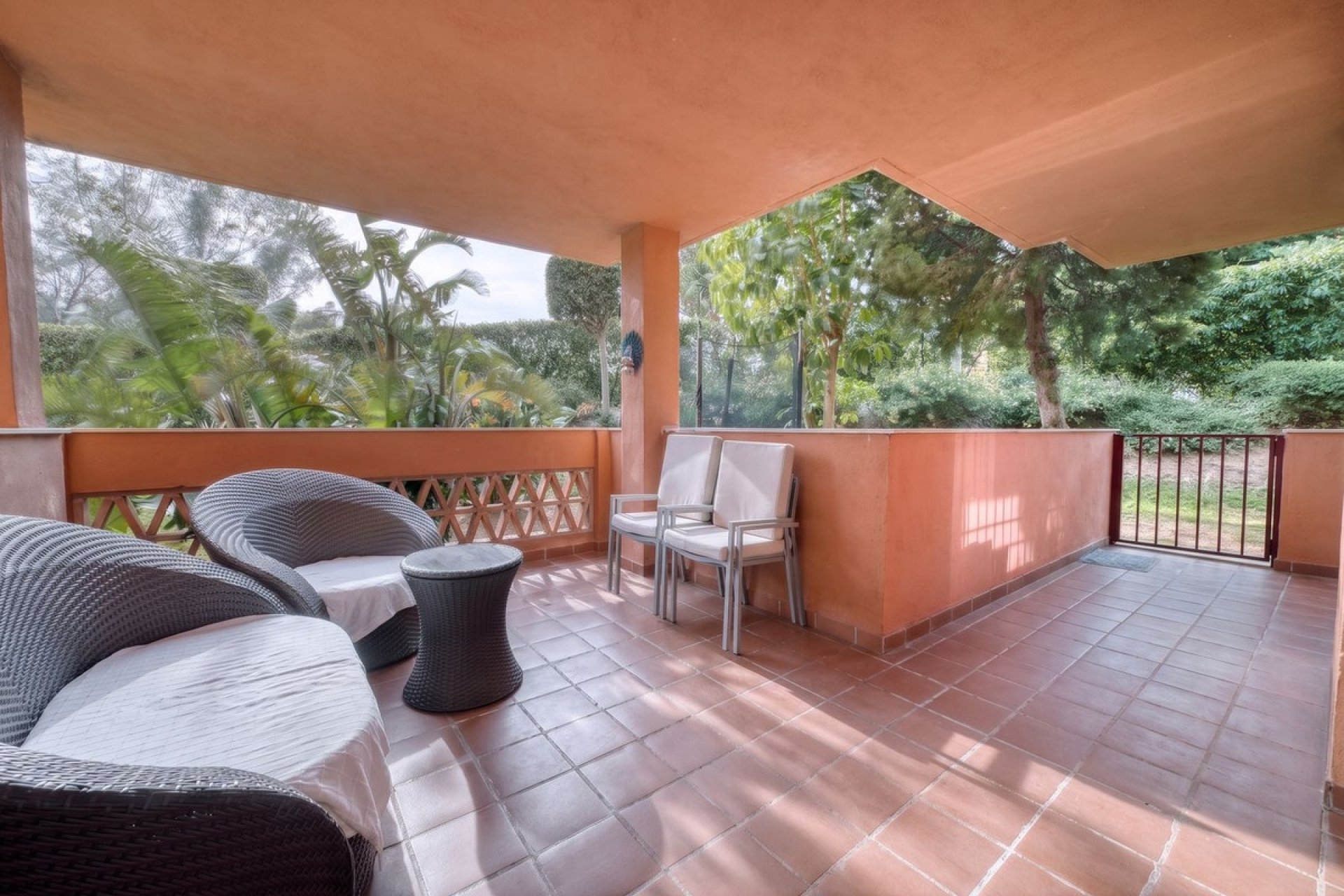 Resale - apartment - Marbella - Reserva de Marbella