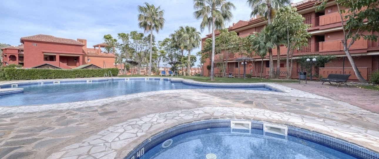 Resale - apartment - Marbella - Reserva de Marbella
