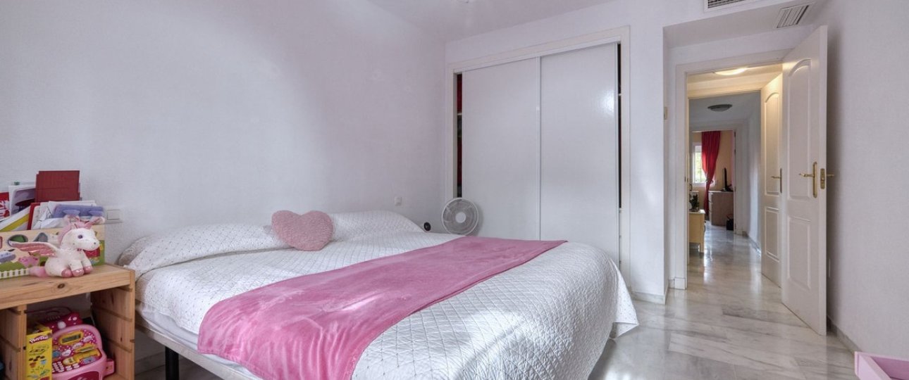 Resale - apartment - Marbella - Reserva de Marbella