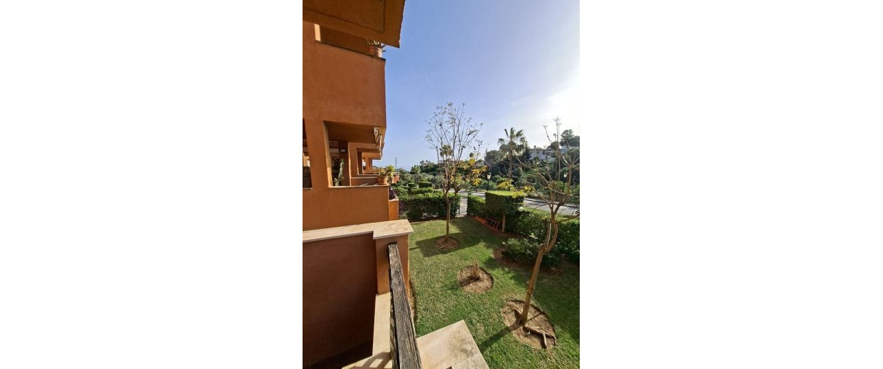 Resale - apartment - Marbella - Reserva de Marbella