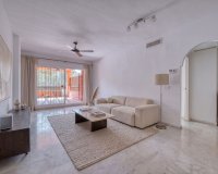 Resale - apartment - Marbella - Reserva de Marbella