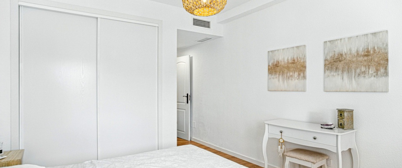 Resale - apartment - Marbella - Reserva de Marbella