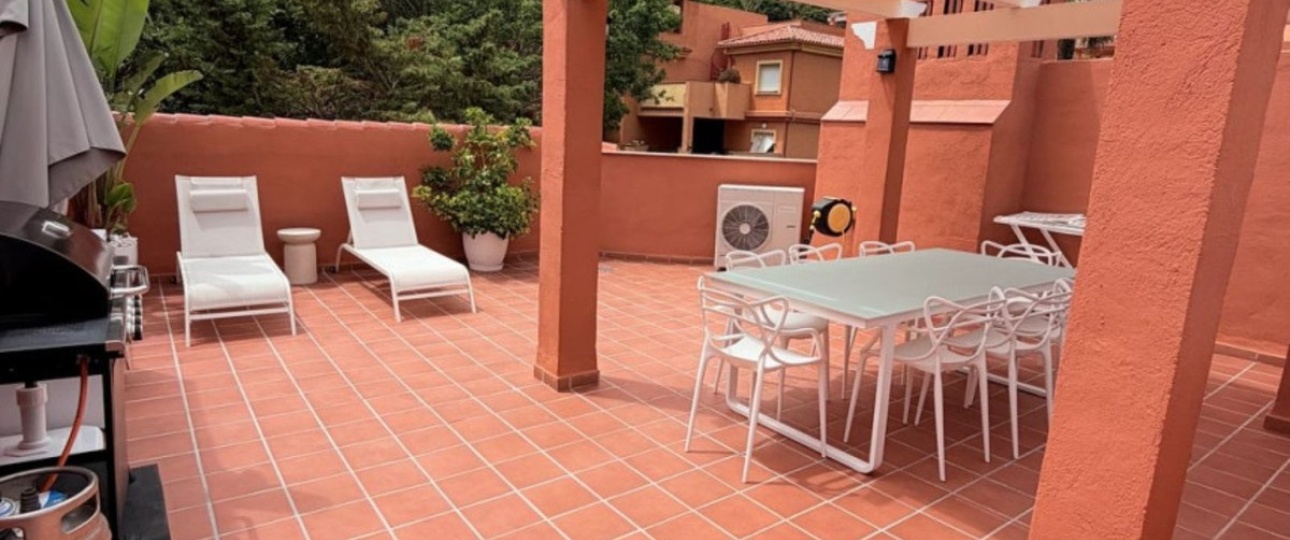 Resale - apartment - Marbella - Reserva de Marbella
