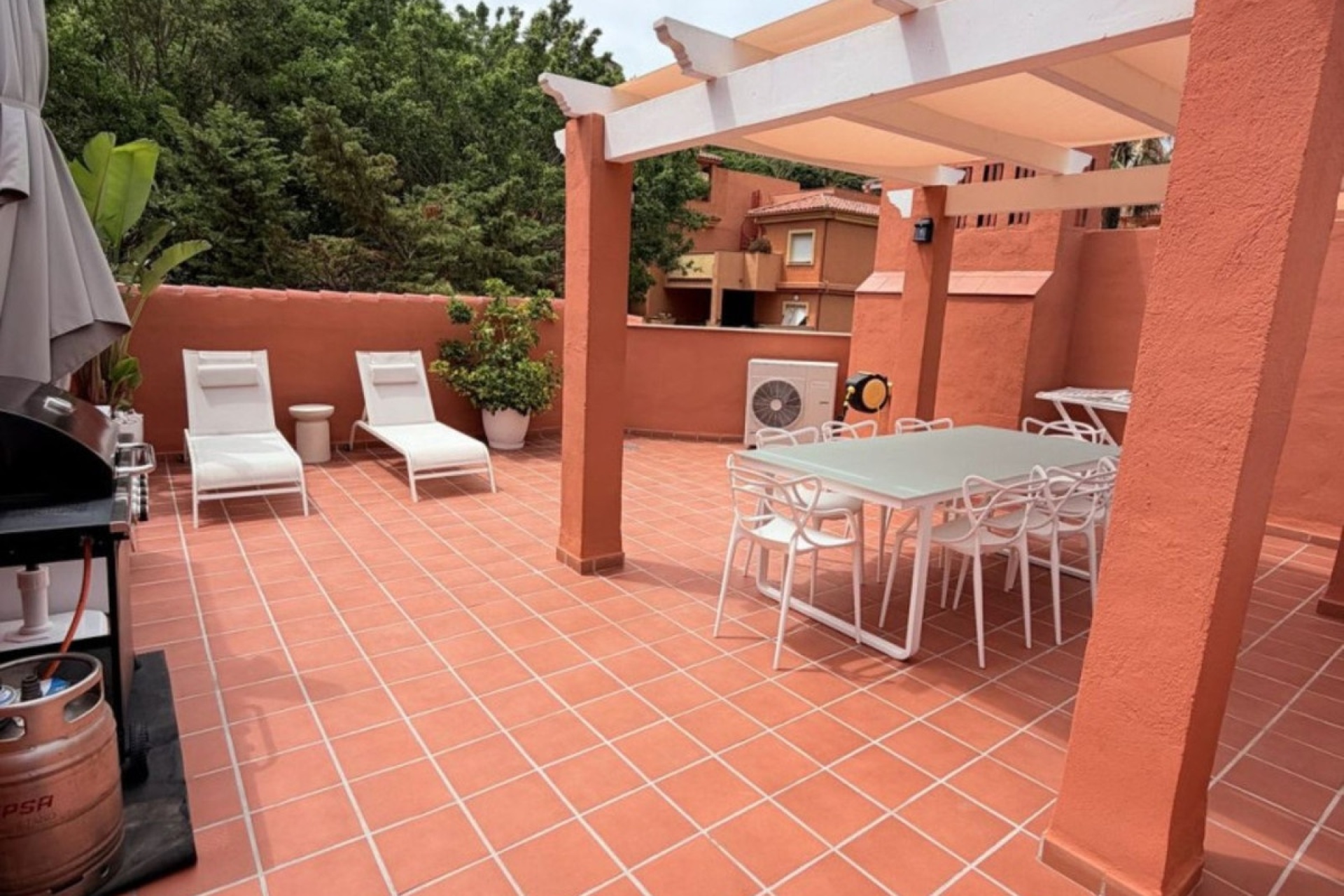 Resale - apartment - Marbella - Reserva de Marbella
