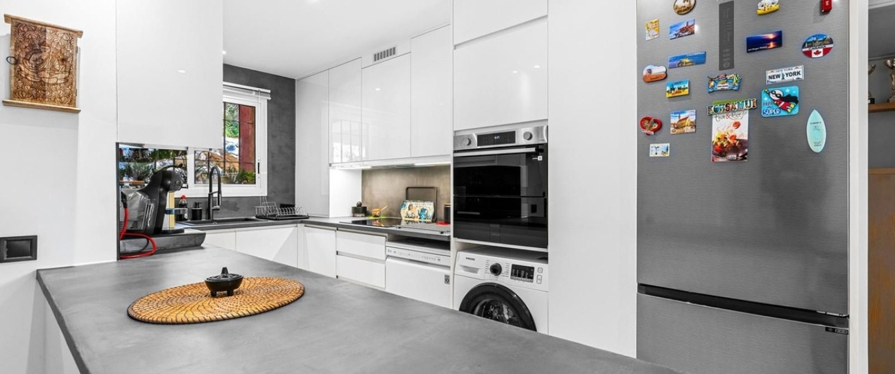 Resale - apartment - Marbella - Reserva de Marbella