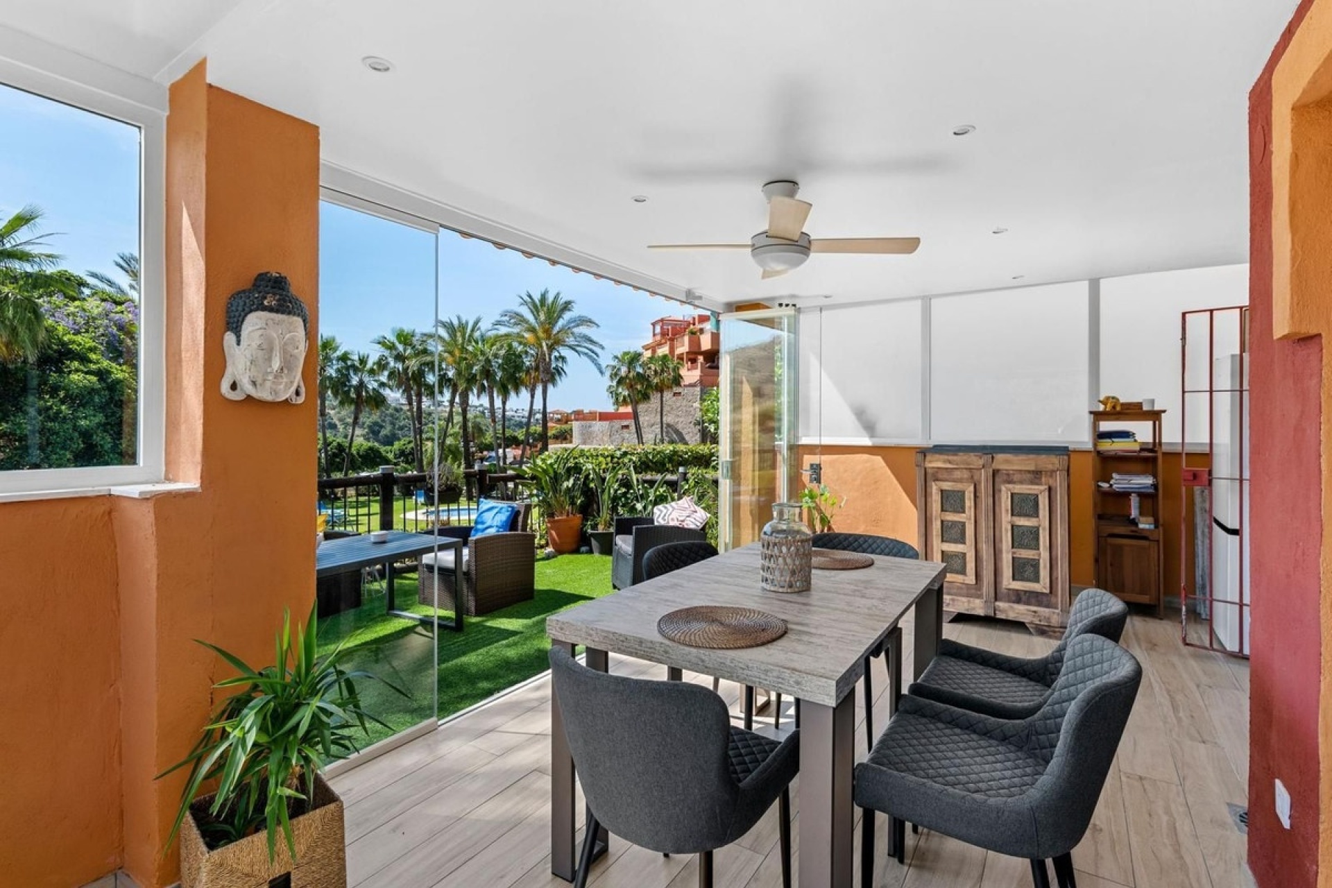 Resale - apartment - Marbella - Reserva de Marbella