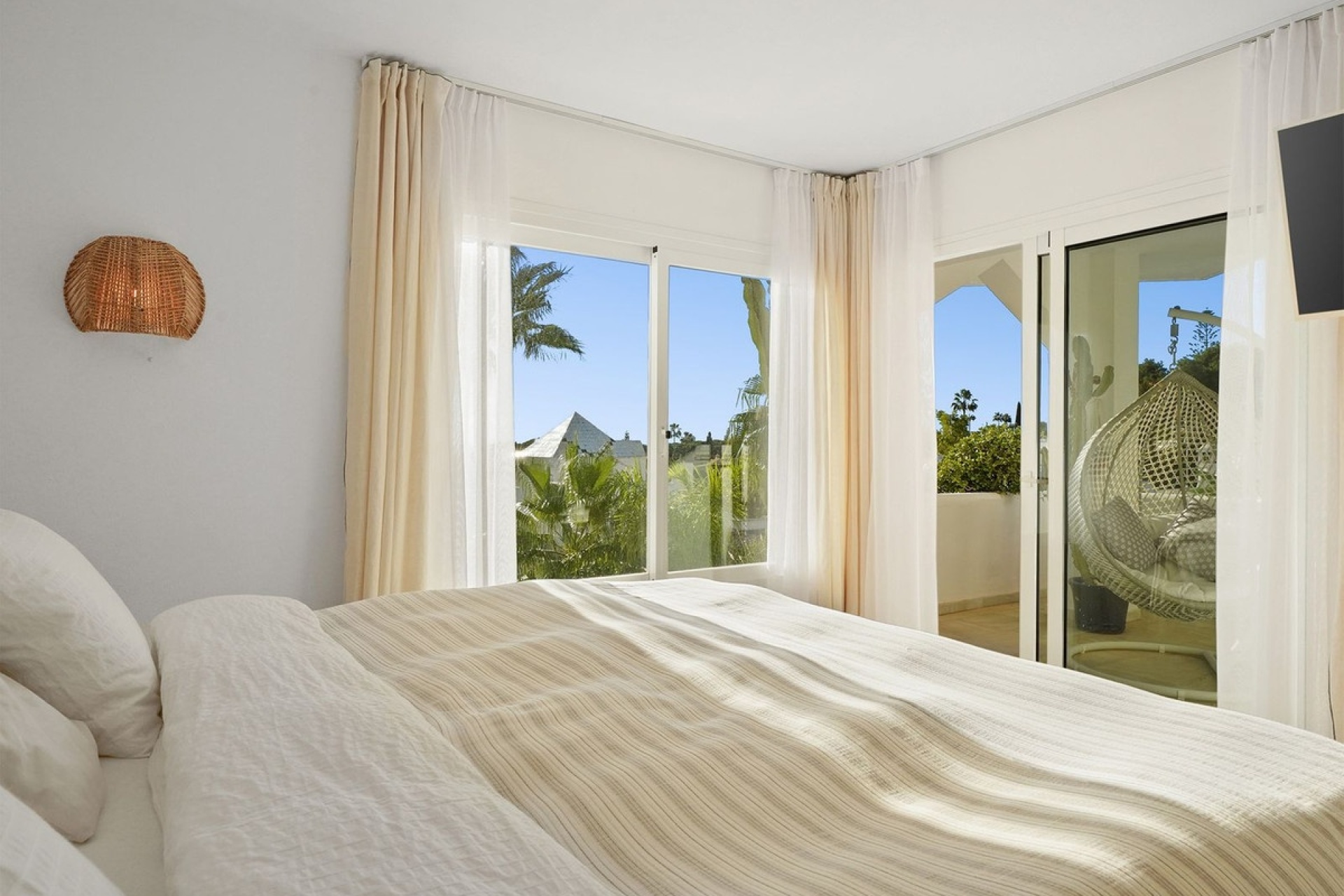 Resale - apartment - Marbella - Reserva de Marbella
