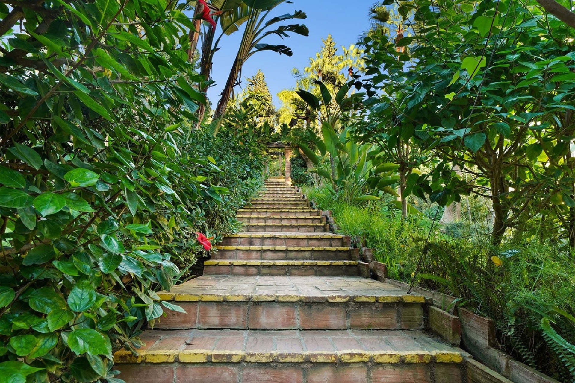 Resale - apartment - Marbella - Reserva de Marbella