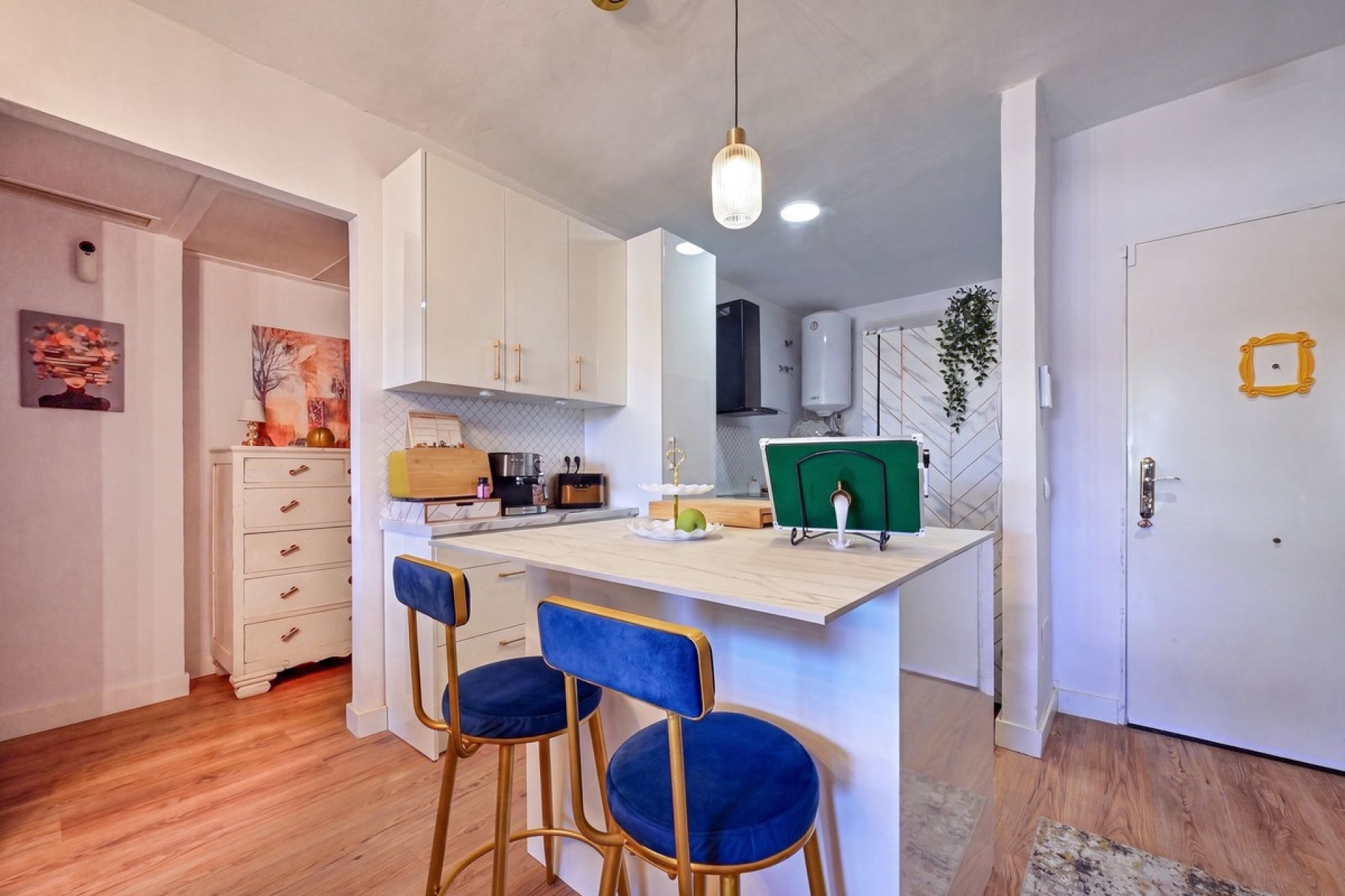 Resale - apartment - Marbella - Reserva de Marbella