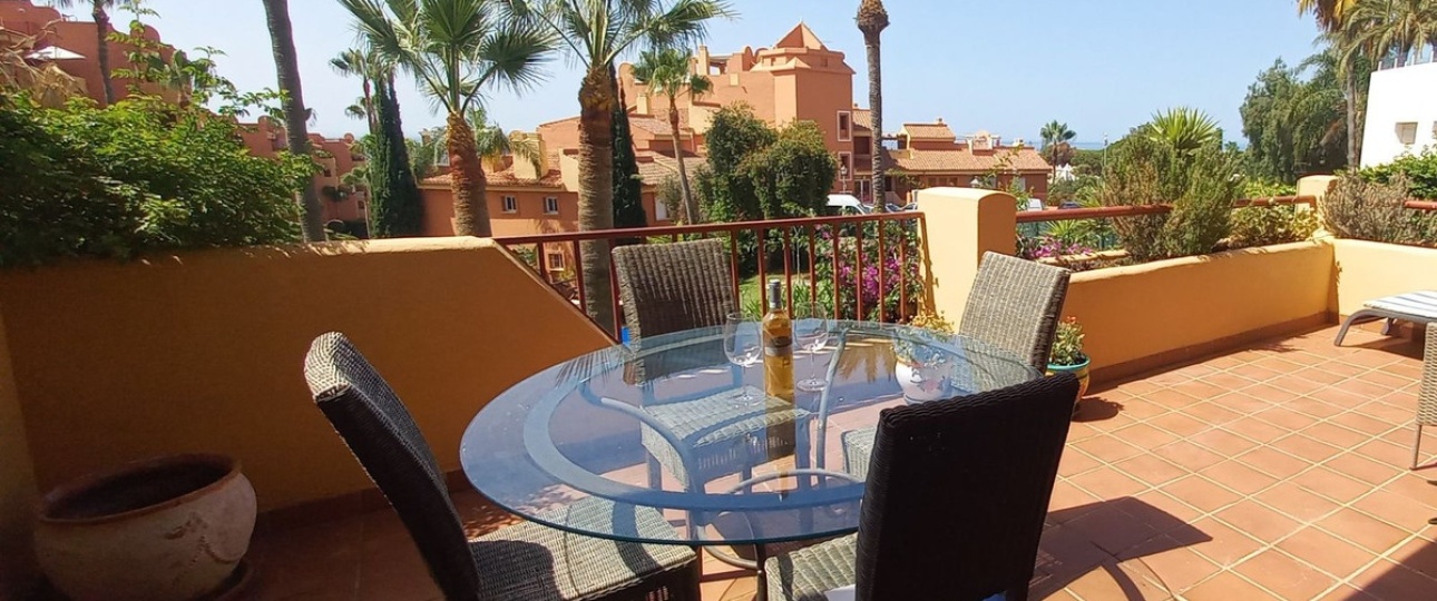 Resale - apartment - Marbella - Reserva de Marbella