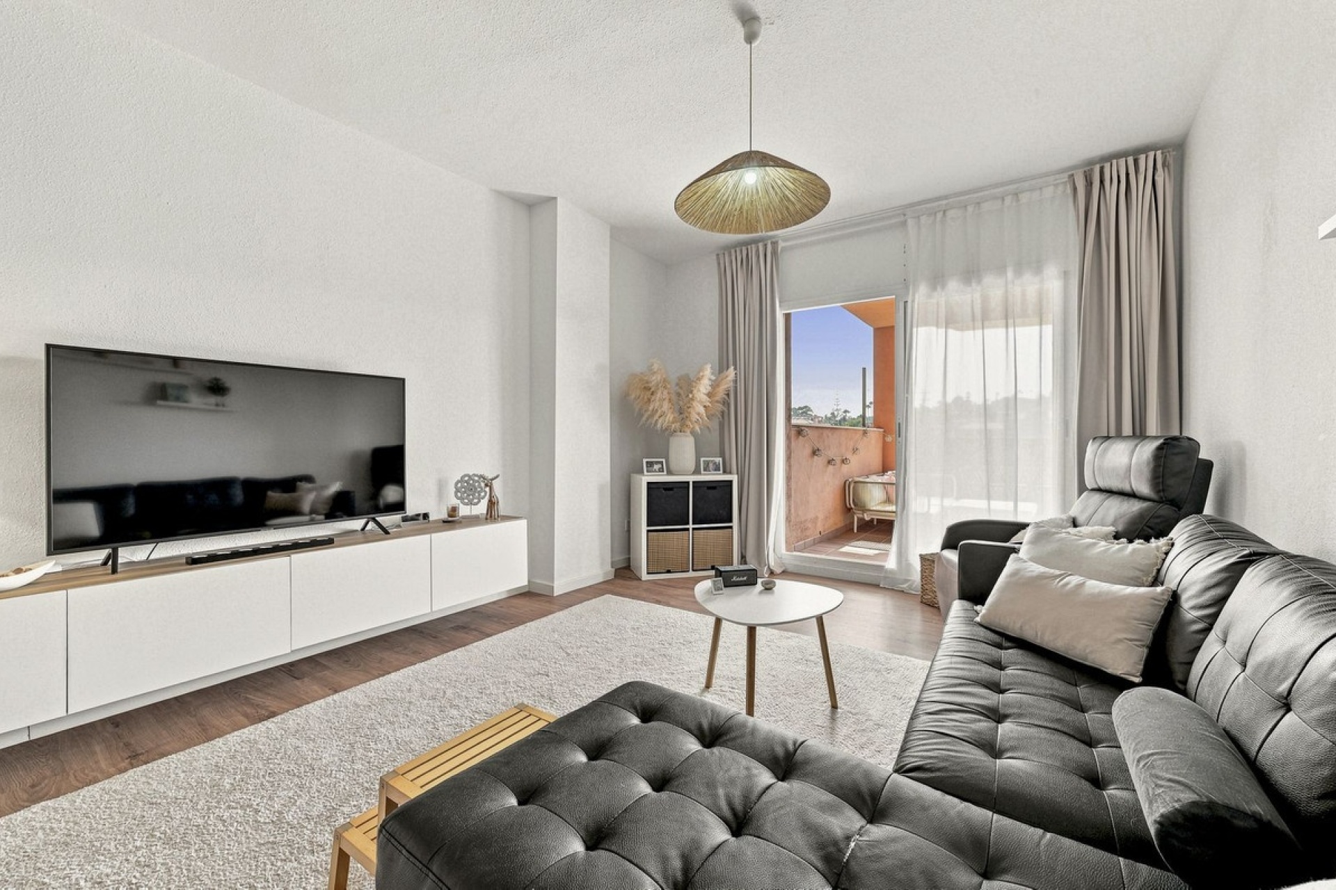 Resale - apartment - Marbella - Reserva de Marbella