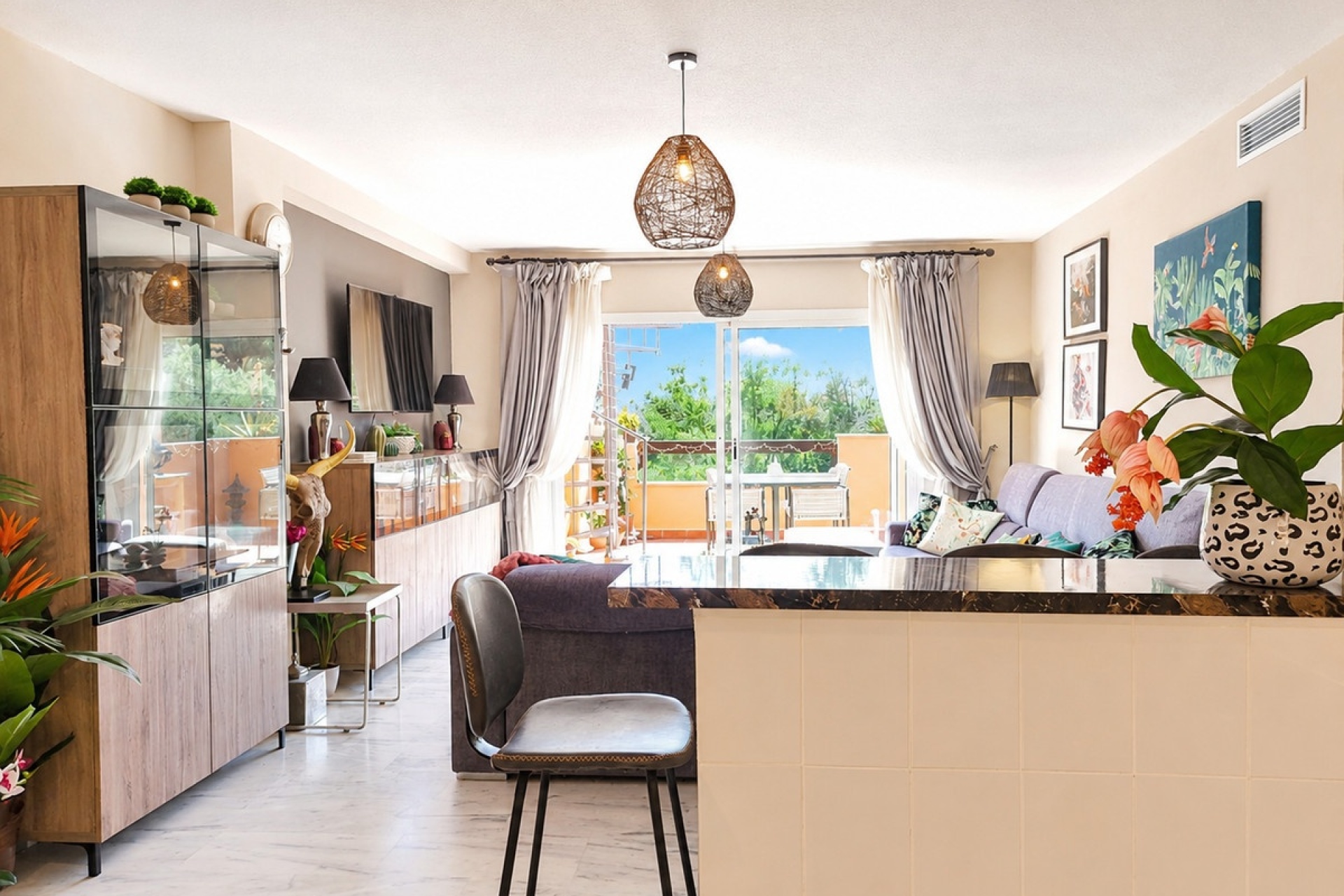 Resale - apartment - Marbella - Reserva de Marbella