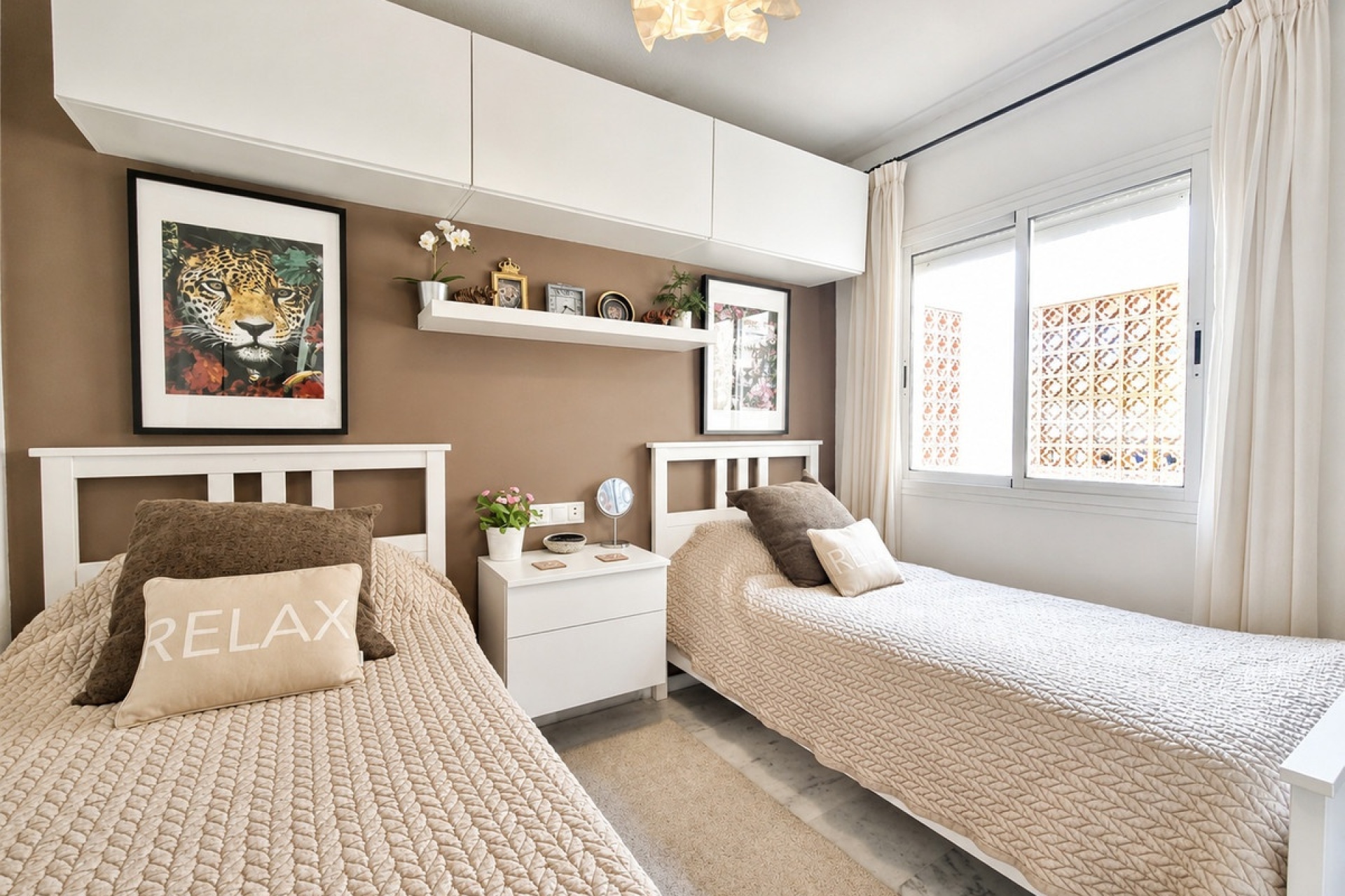 Resale - apartment - Marbella - Reserva de Marbella