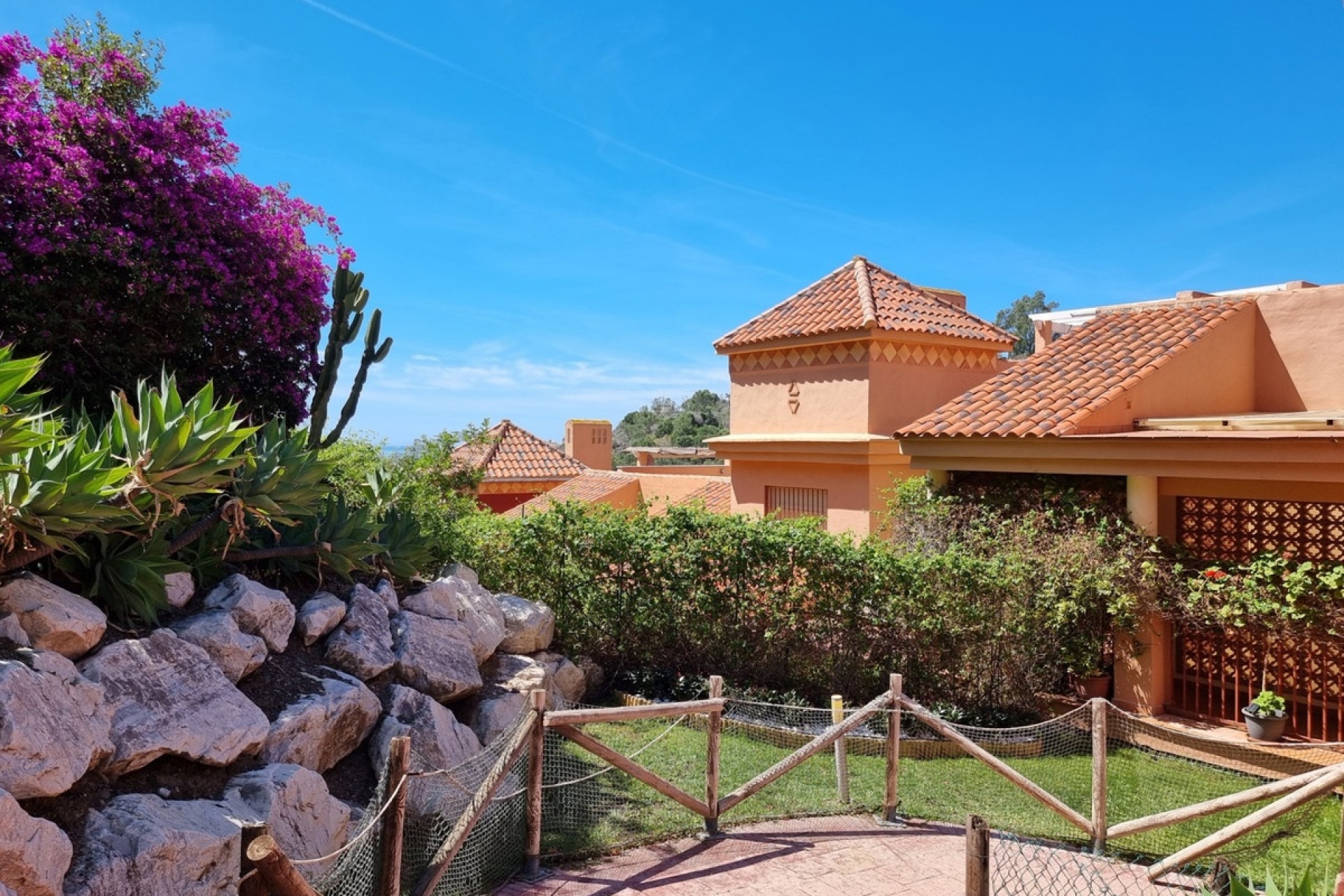 Resale - apartment - Marbella - Reserva de Marbella