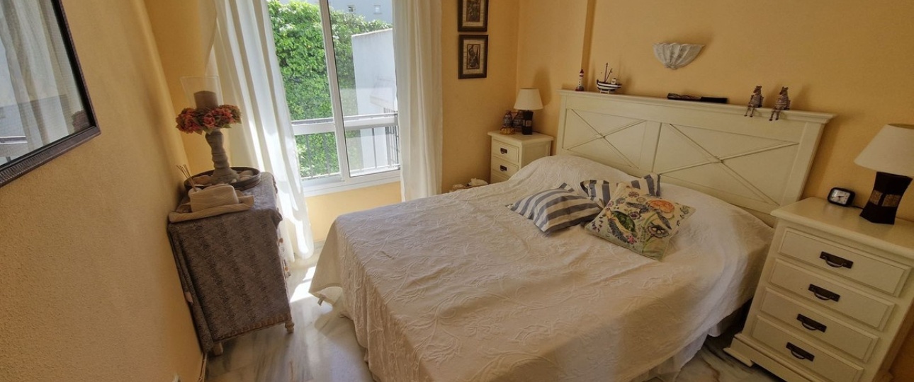 Resale - apartment - Marbella - Reserva de Marbella