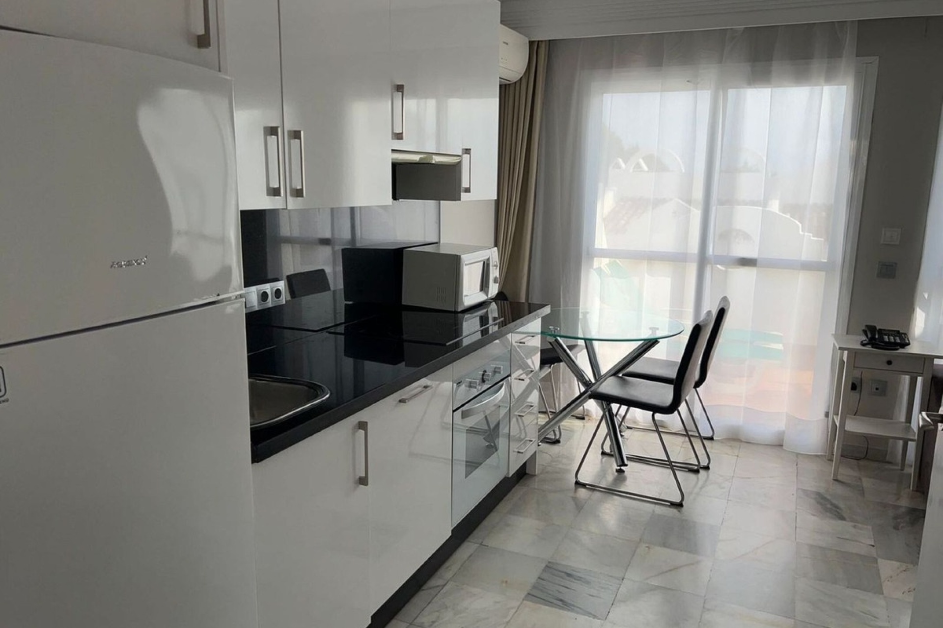 Resale - apartment - Marbella - Reserva de Marbella
