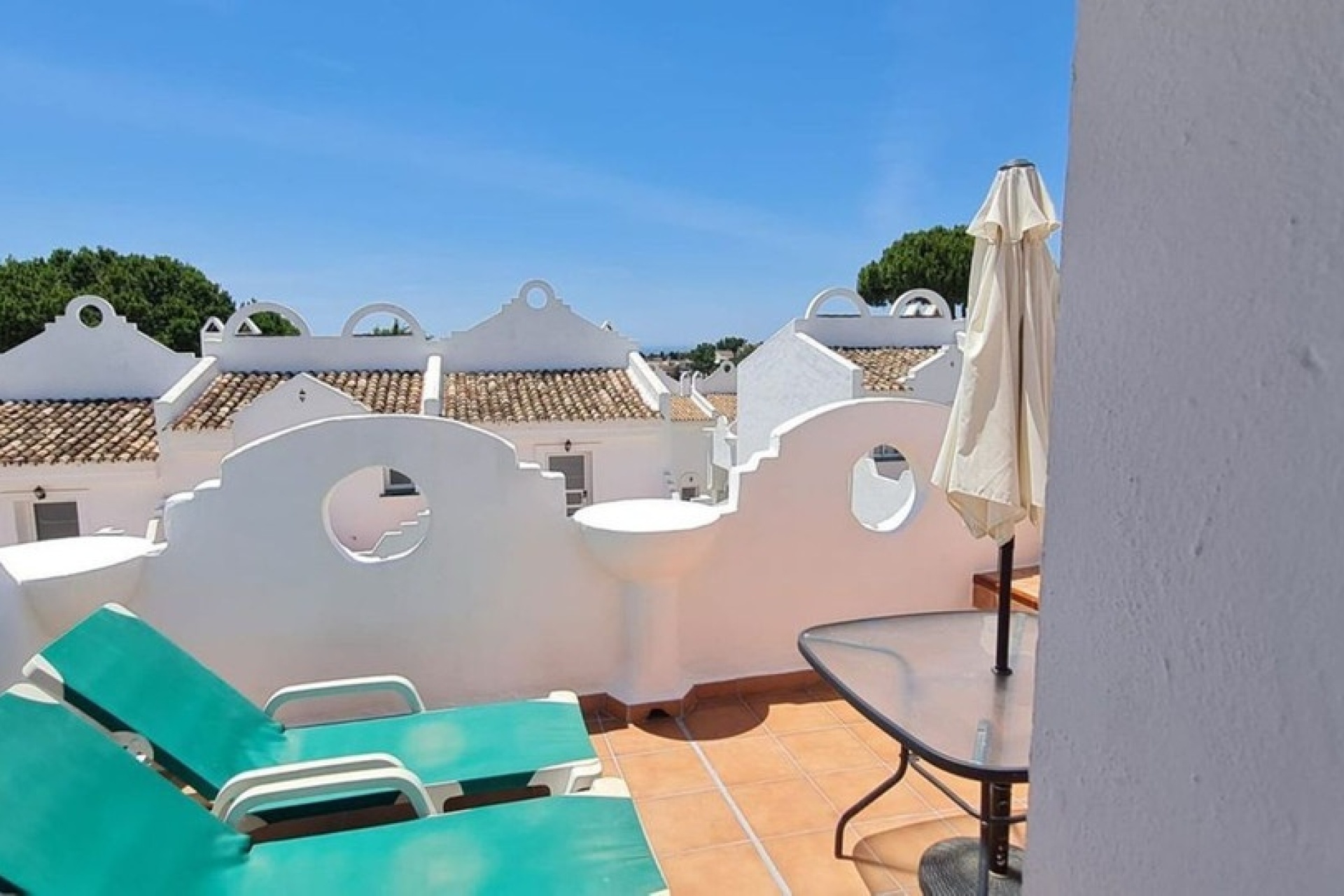 Resale - apartment - Marbella - Reserva de Marbella
