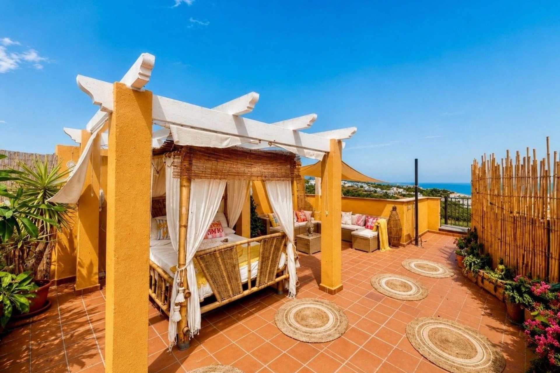 Resale - apartment - Marbella - Reserva de Marbella