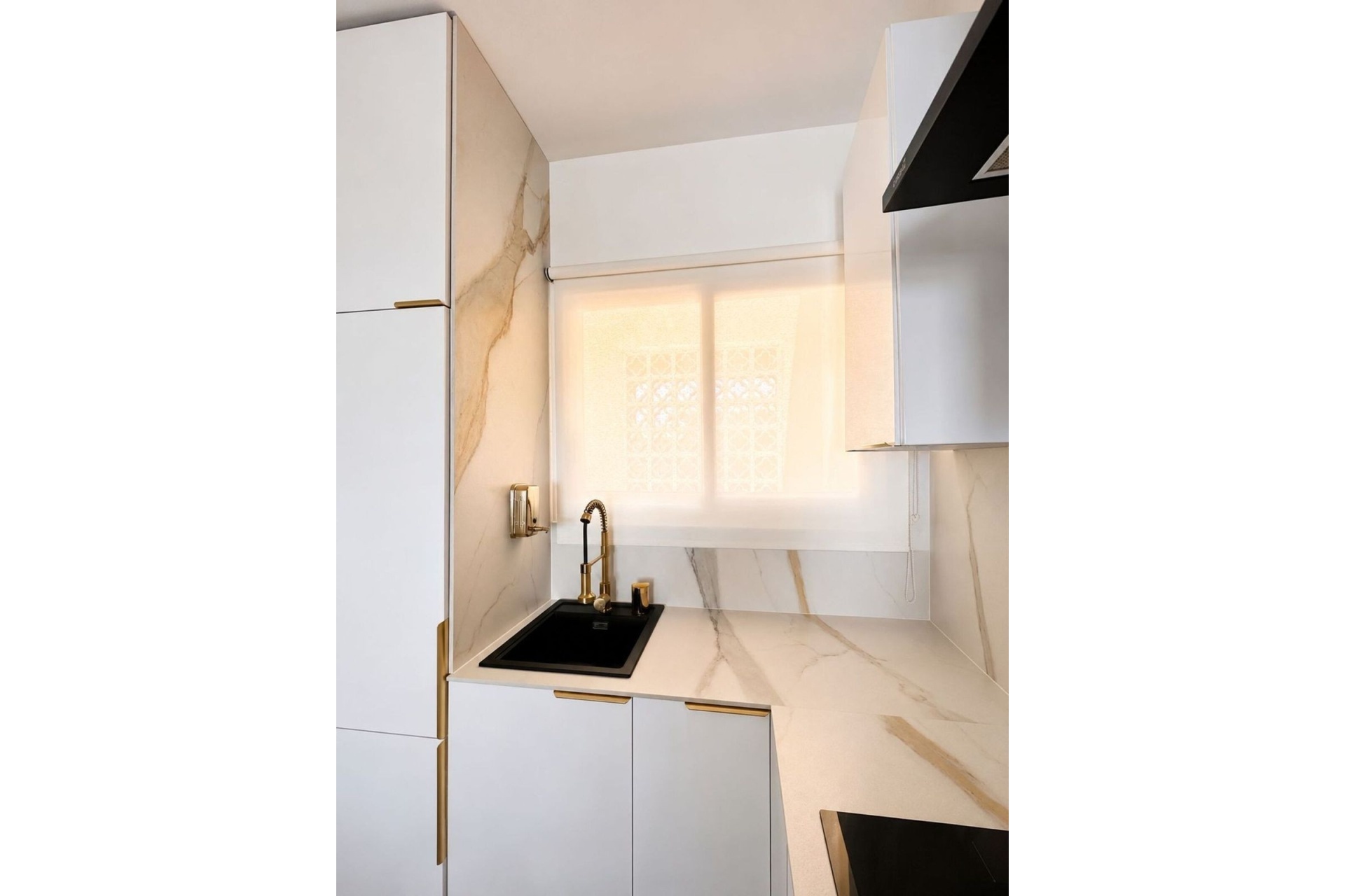 Resale - apartment - Marbella - Reserva de Marbella
