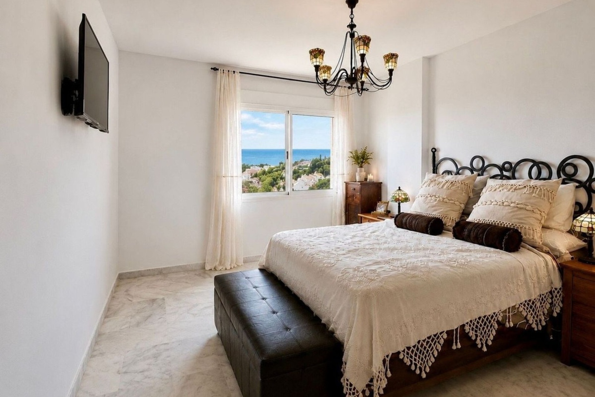 Resale - apartment - Marbella - Reserva de Marbella