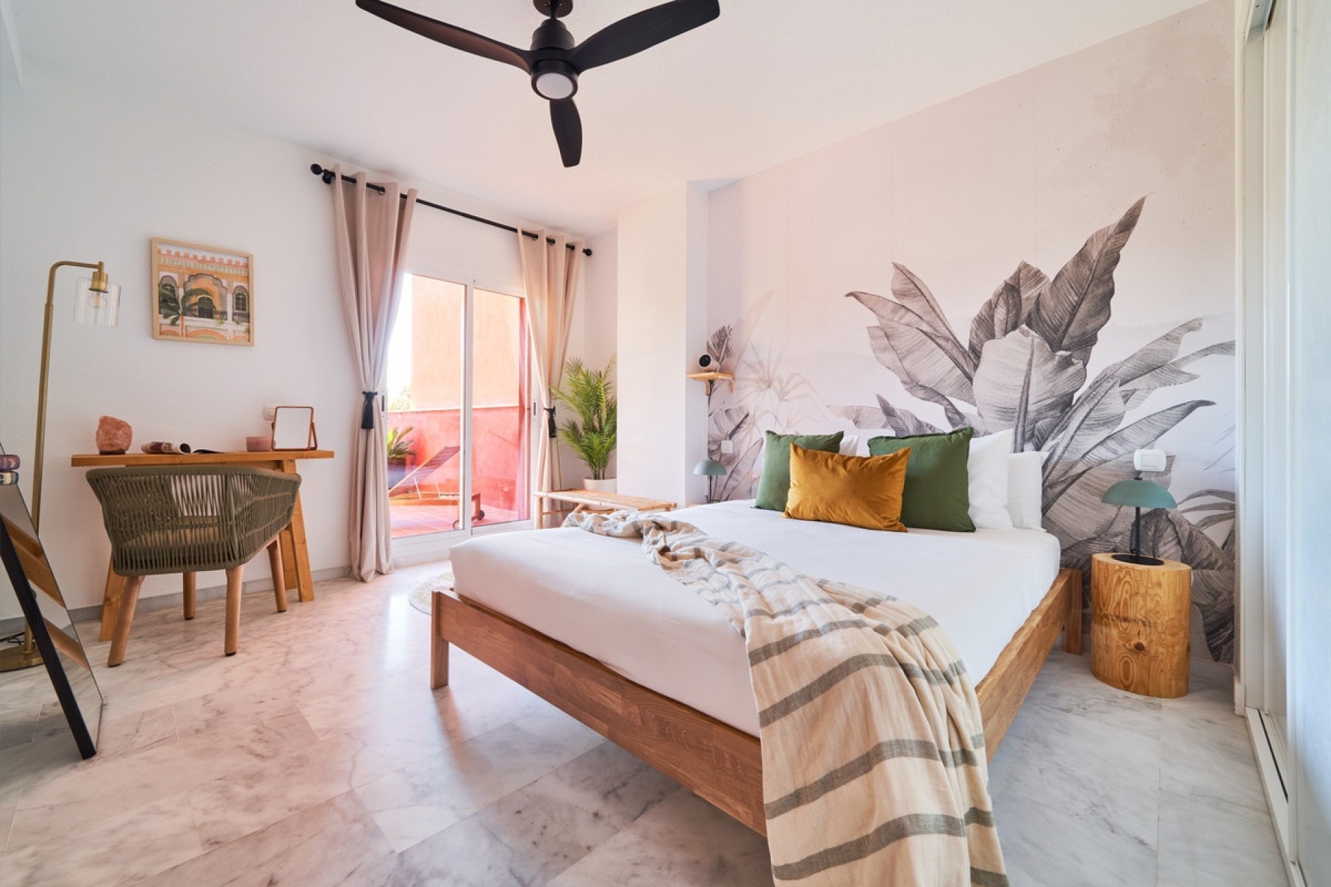 Resale - apartment - Marbella - Reserva de Marbella