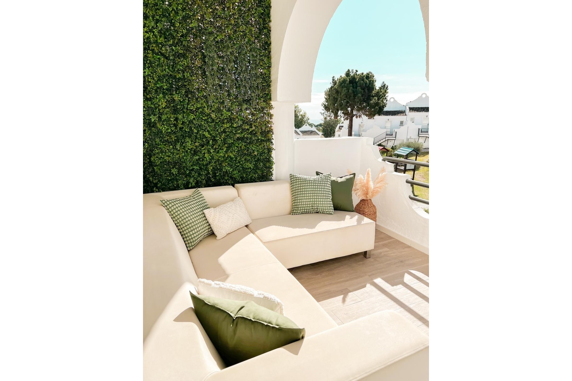 Resale - apartment - Marbella - Reserva de Marbella