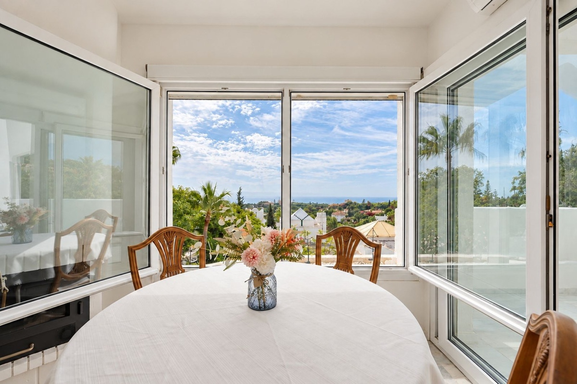 Resale - apartment - Marbella - Reserva de Marbella