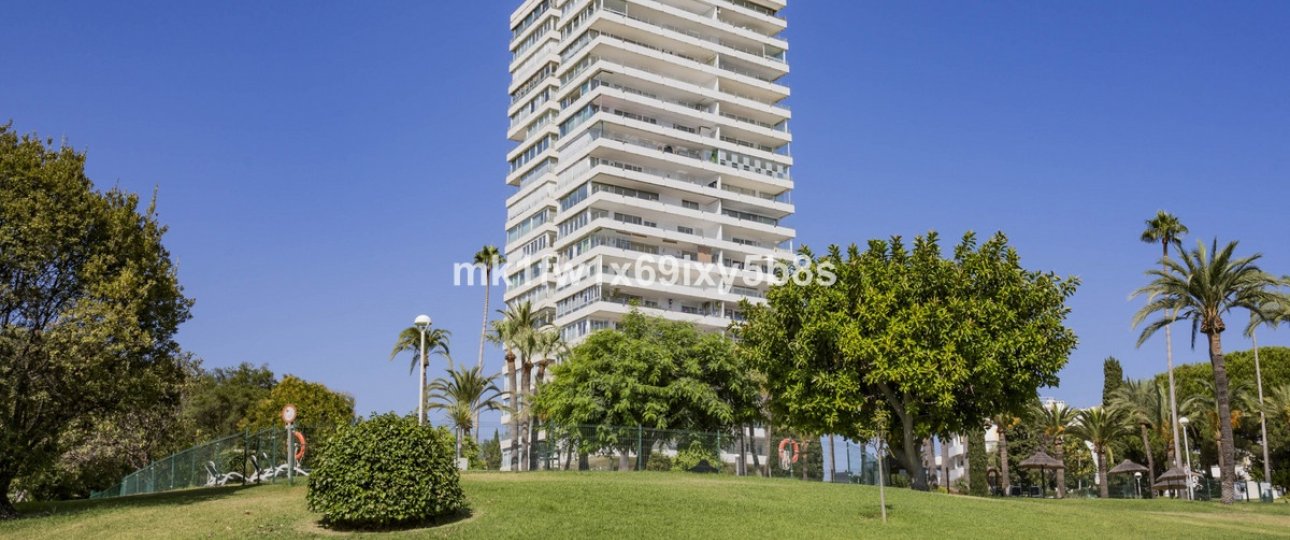 Resale - apartment - Marbella - Río Real