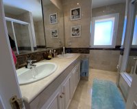 Resale - apartment - Marbella - Río Real