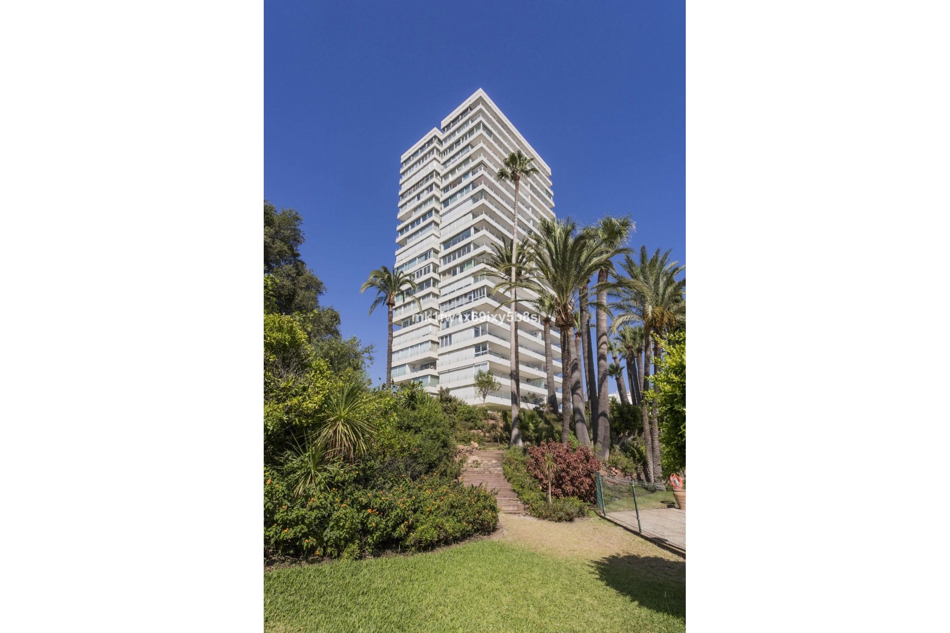 Resale - apartment - Marbella - Río Real