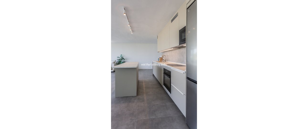 Resale - apartment - Marbella - Río Real