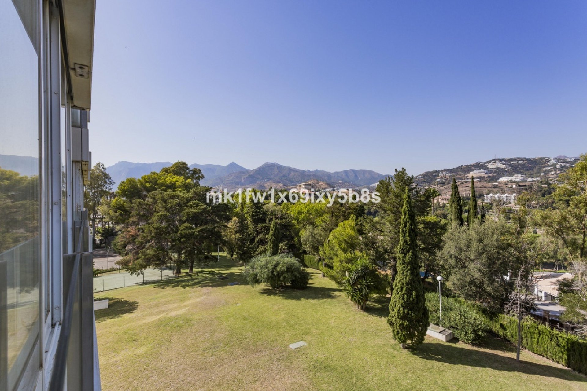 Resale - apartment - Marbella - Río Real