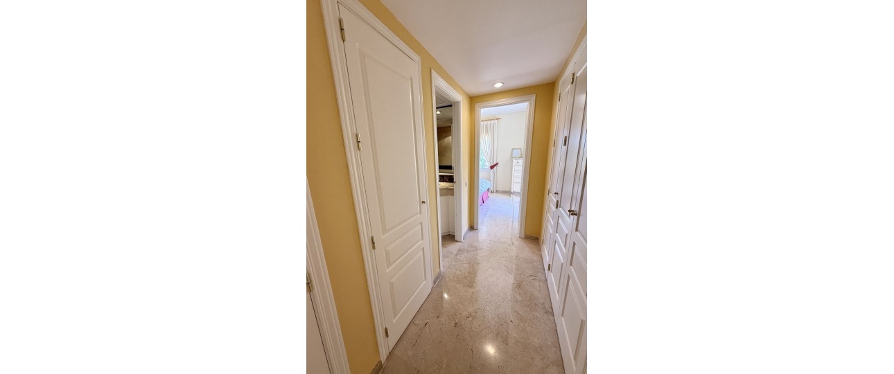 Resale - apartment - Marbella - Río Real