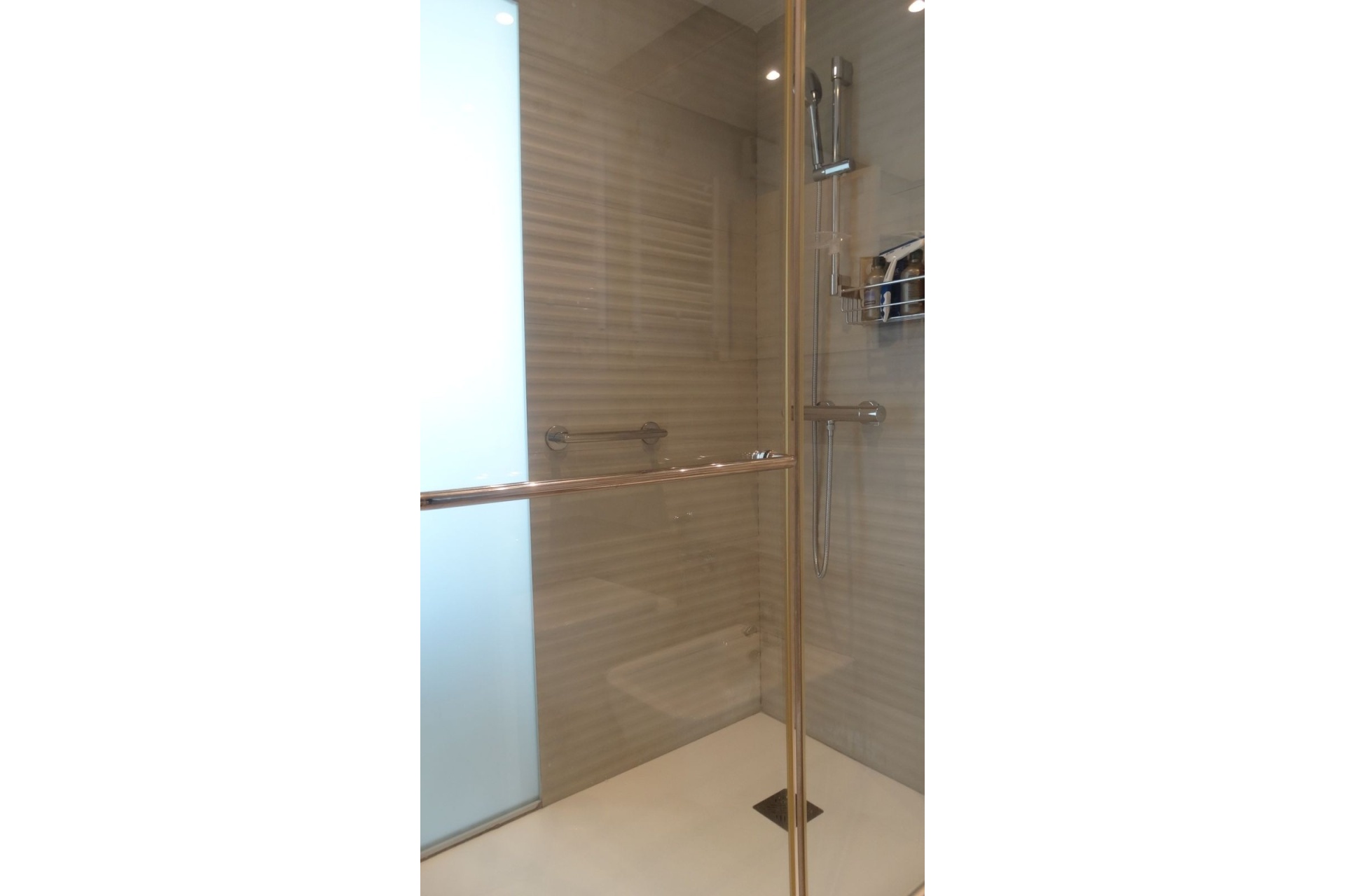 Resale - apartment - Marbella - Río Real