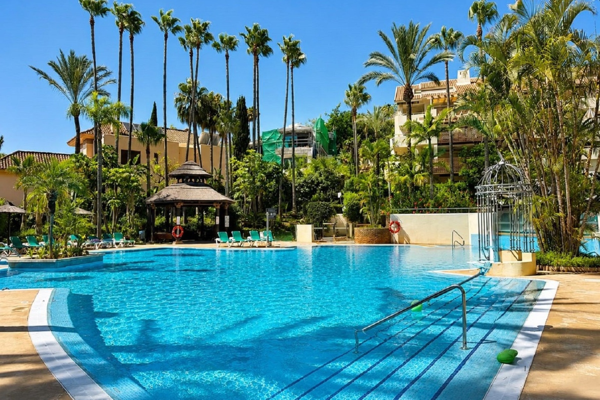 Resale - apartment - Marbella - Río Real