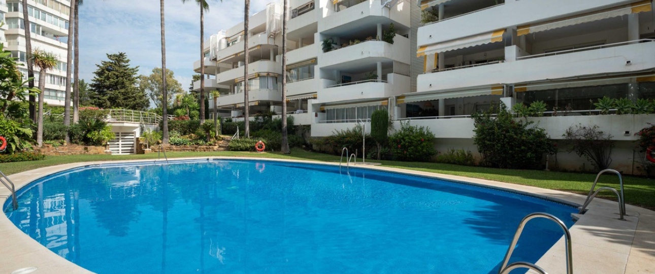 Resale - apartment - Marbella - Río Real