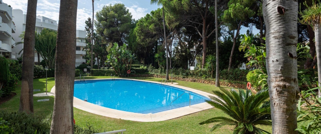 Resale - apartment - Marbella - Río Real
